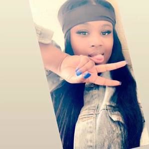 Meet your Posher, Milynn